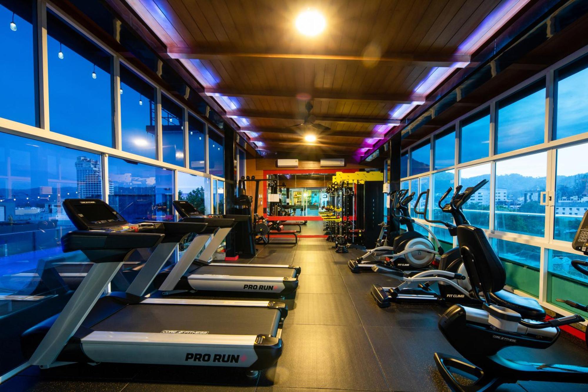 Sira Grande Hotel & Spa Patong Dış mekan fotoğraf