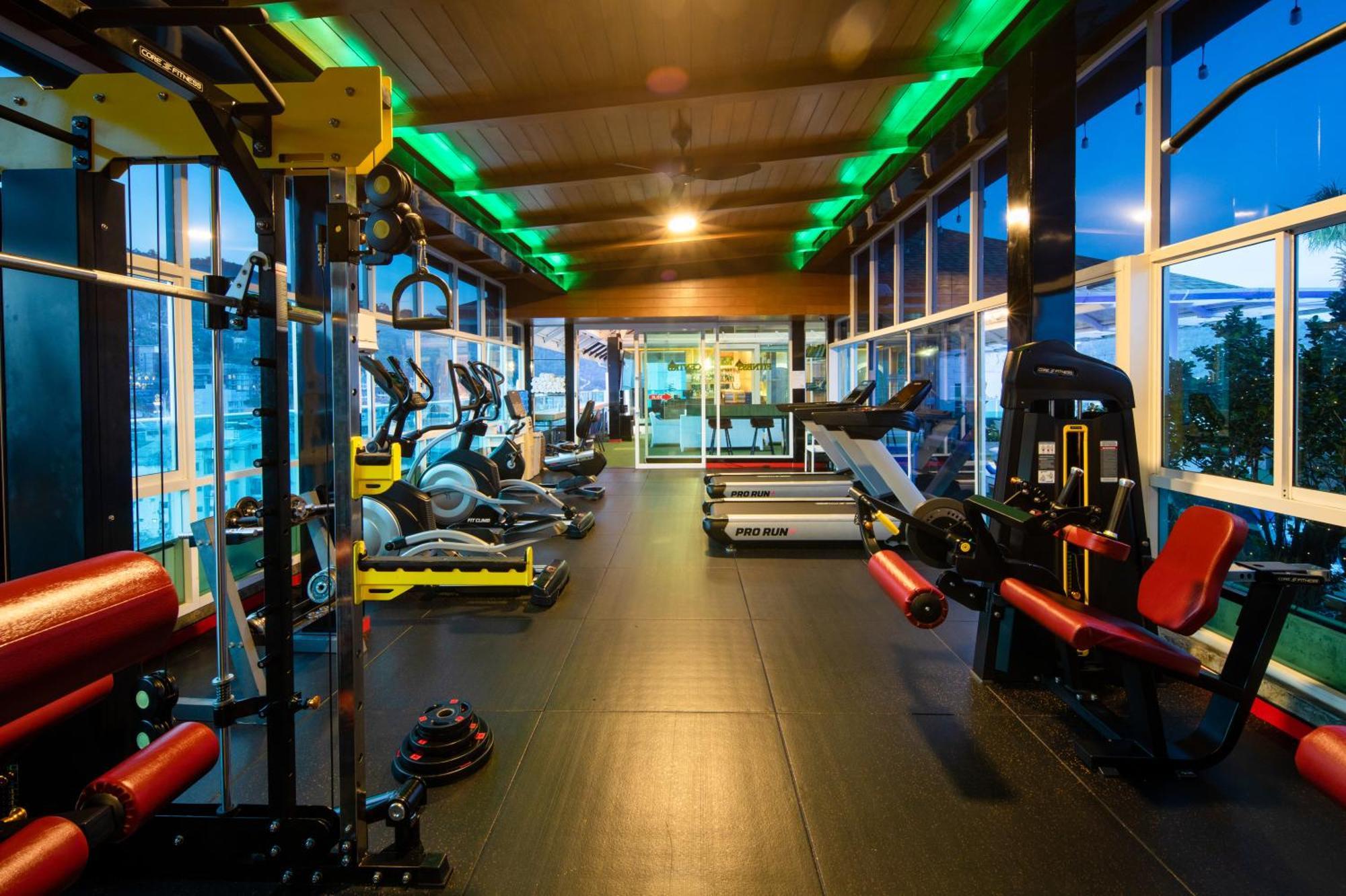 Sira Grande Hotel & Spa Patong Dış mekan fotoğraf